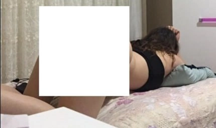 Ünili Esmer Duygu – Efsane (Bol Videolu)
