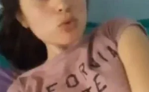 Takipçimiz ve Utangaç Sevgilisi